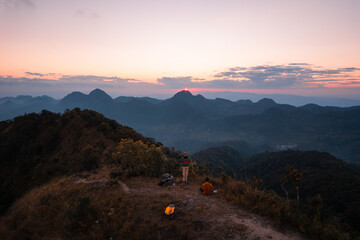 高速拖车怎么联系