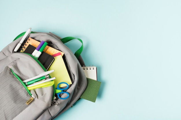 十年的吉利自由舰还能跑1000公里的长途吗