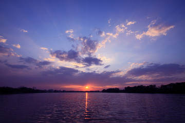 国外一些专家对矿业的某些看法